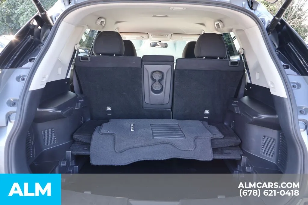Nissan Rogue photo 20