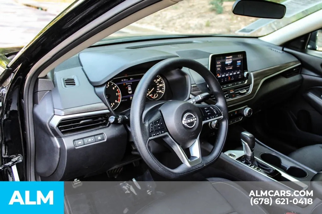Nissan Altima photo 20