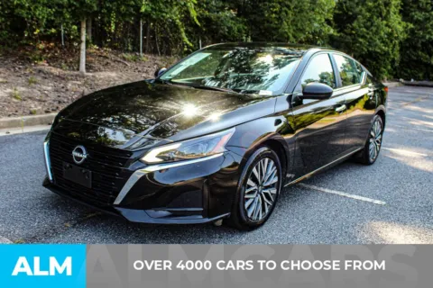Photos of 2025 Nissan Altima 2.5 SV for sale in Duluth, GA at ALM Gwinnett