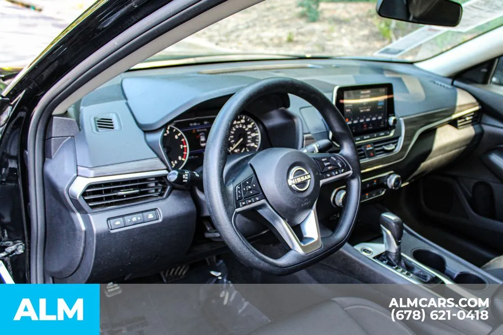 Nissan Altima photo 28