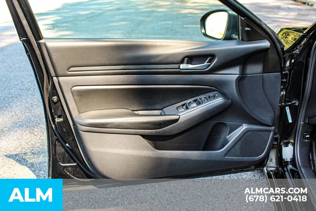 Nissan Altima photo 33