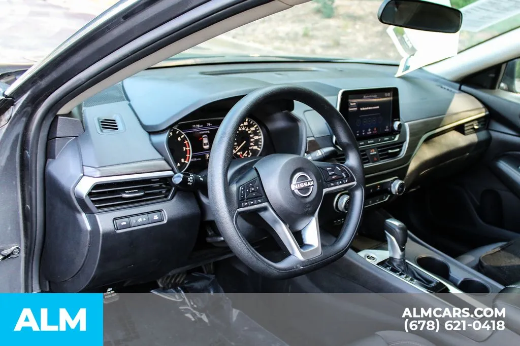 Nissan Altima photo 30