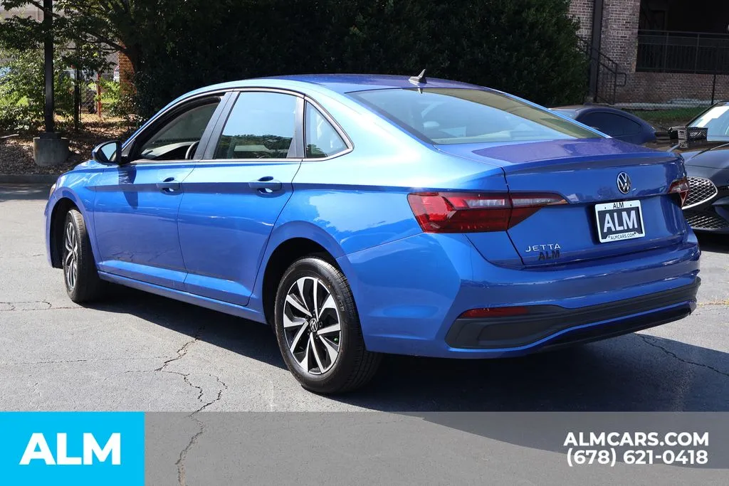 Volkswagen Jetta photo 8
