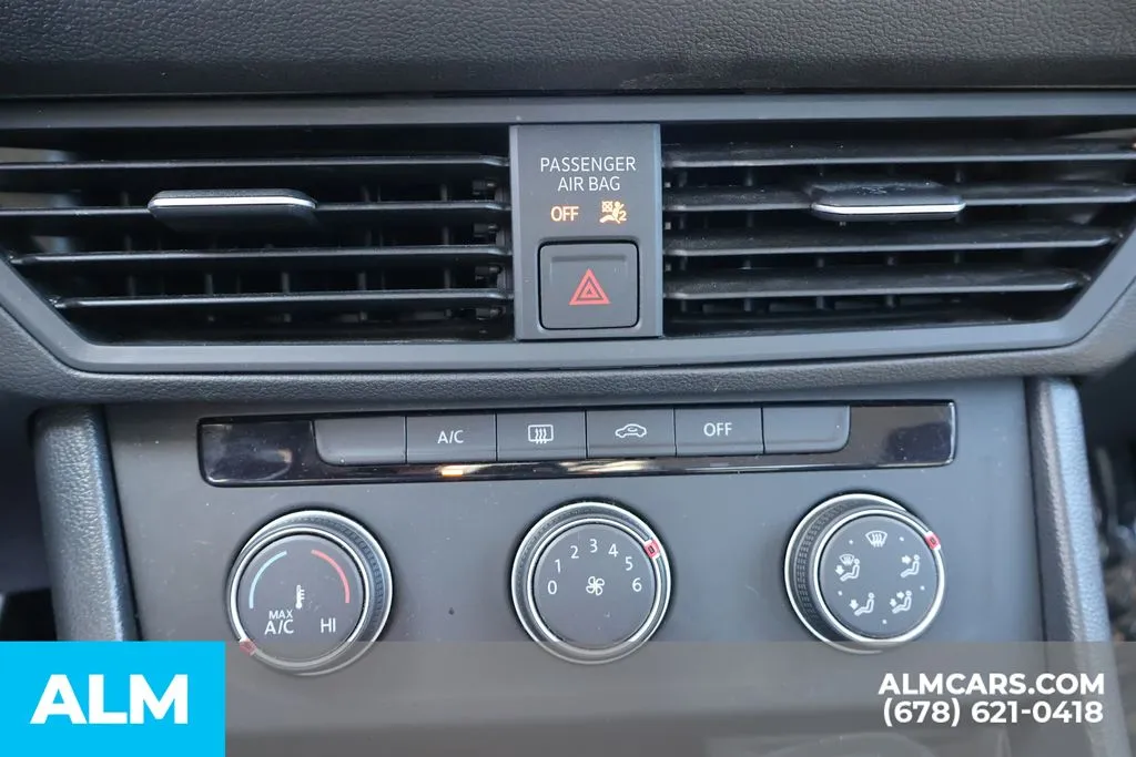 Volkswagen Jetta photo 30