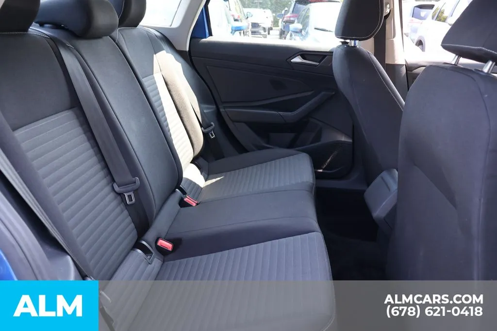 Volkswagen Jetta photo 21