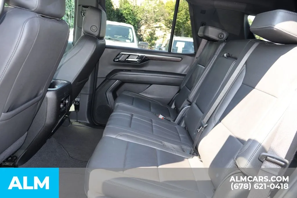 Chevrolet Tahoe photo 16