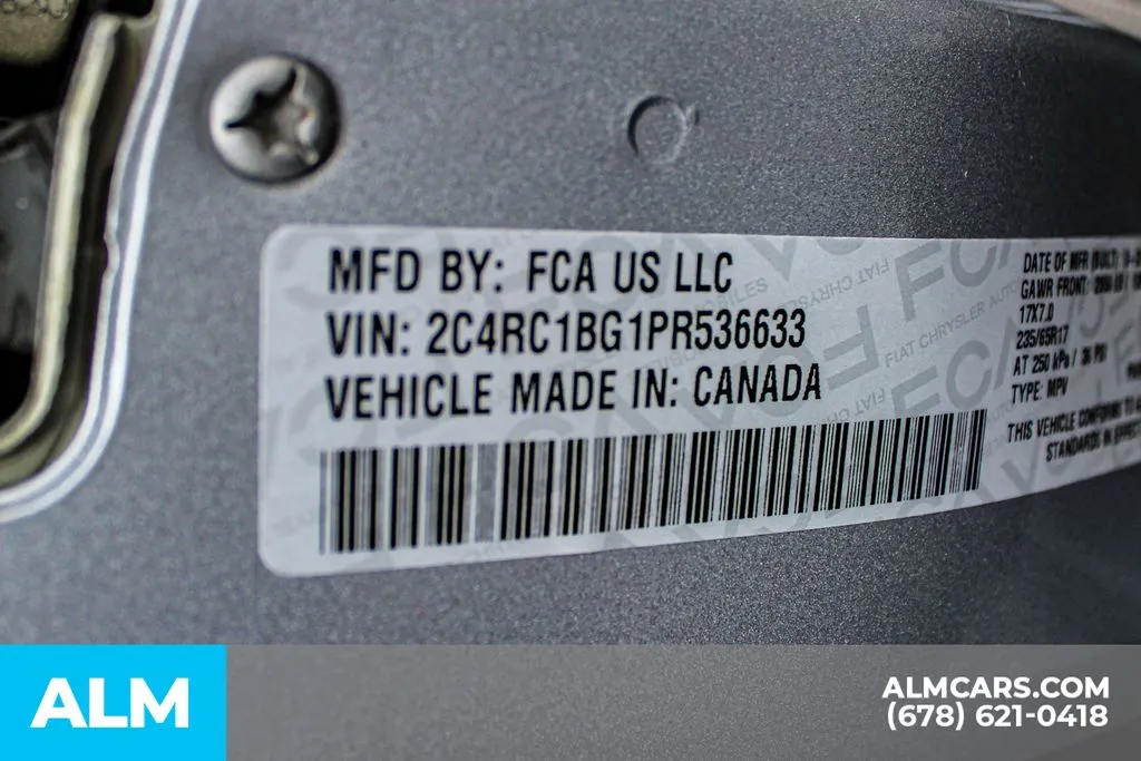 Chrysler Pacifica photo 40