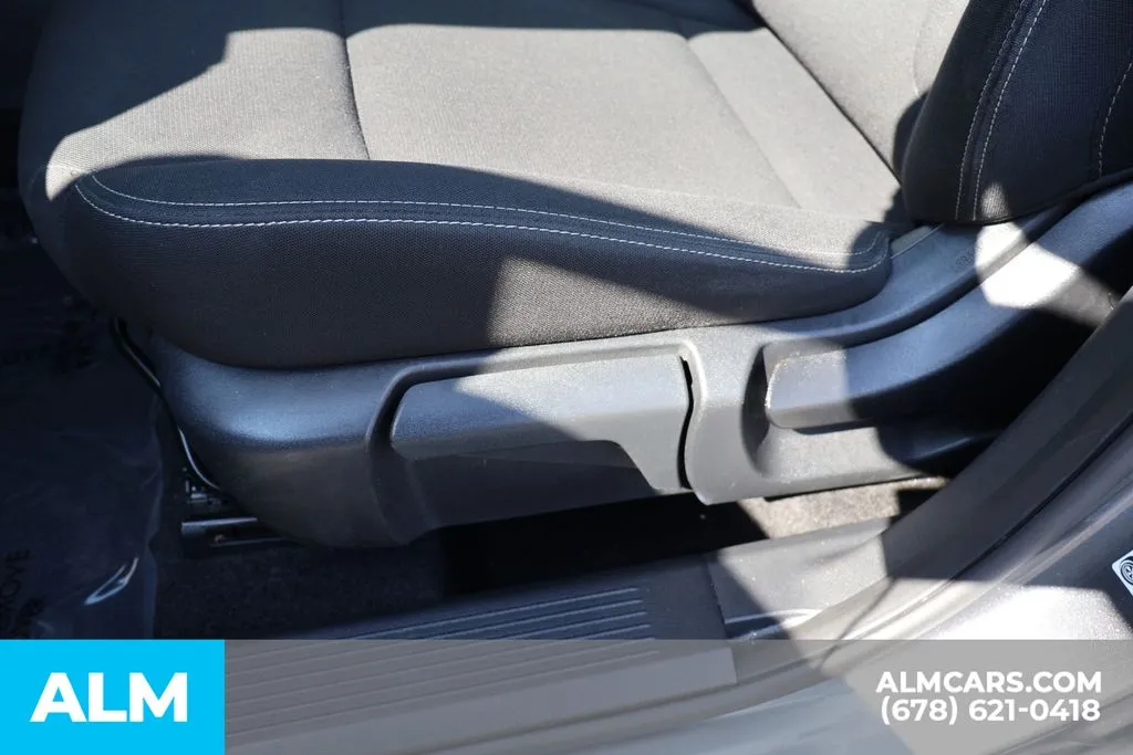 Nissan Rogue photo 12