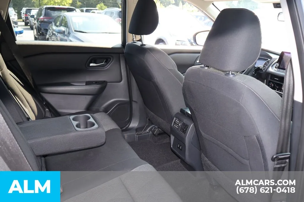 Nissan Rogue photo 23