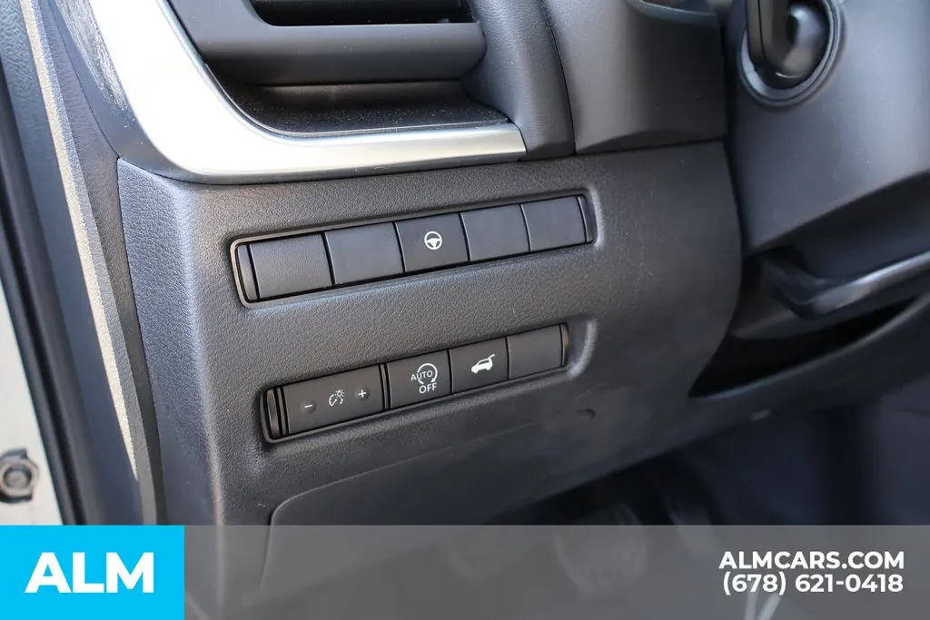 Nissan Rogue photo 15