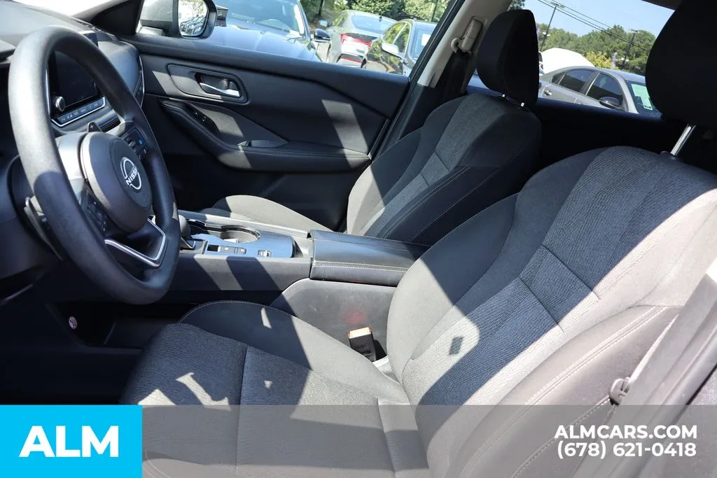 Nissan Rogue photo 14