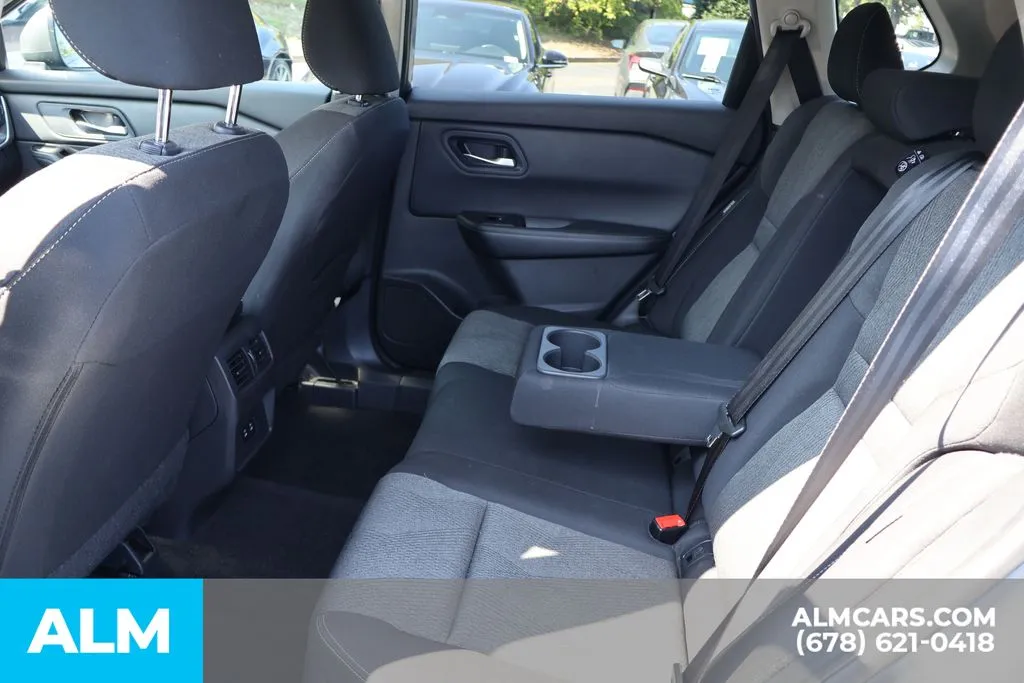Nissan Rogue photo 17