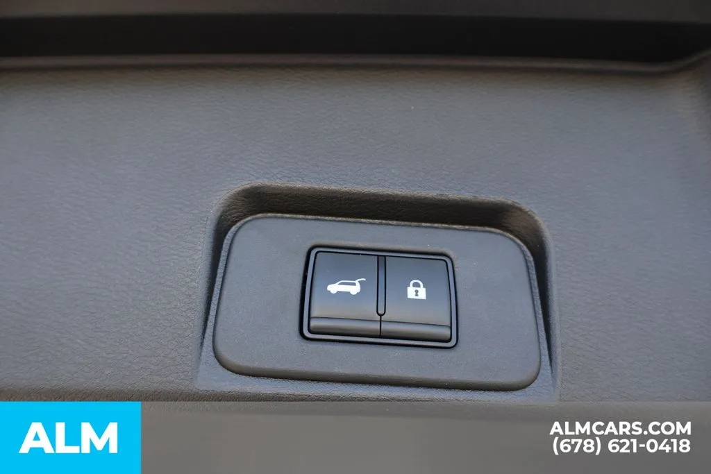 Nissan Rogue photo 21