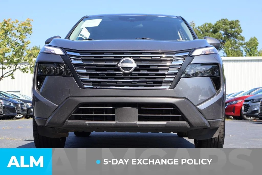 Nissan Rogue photo 3