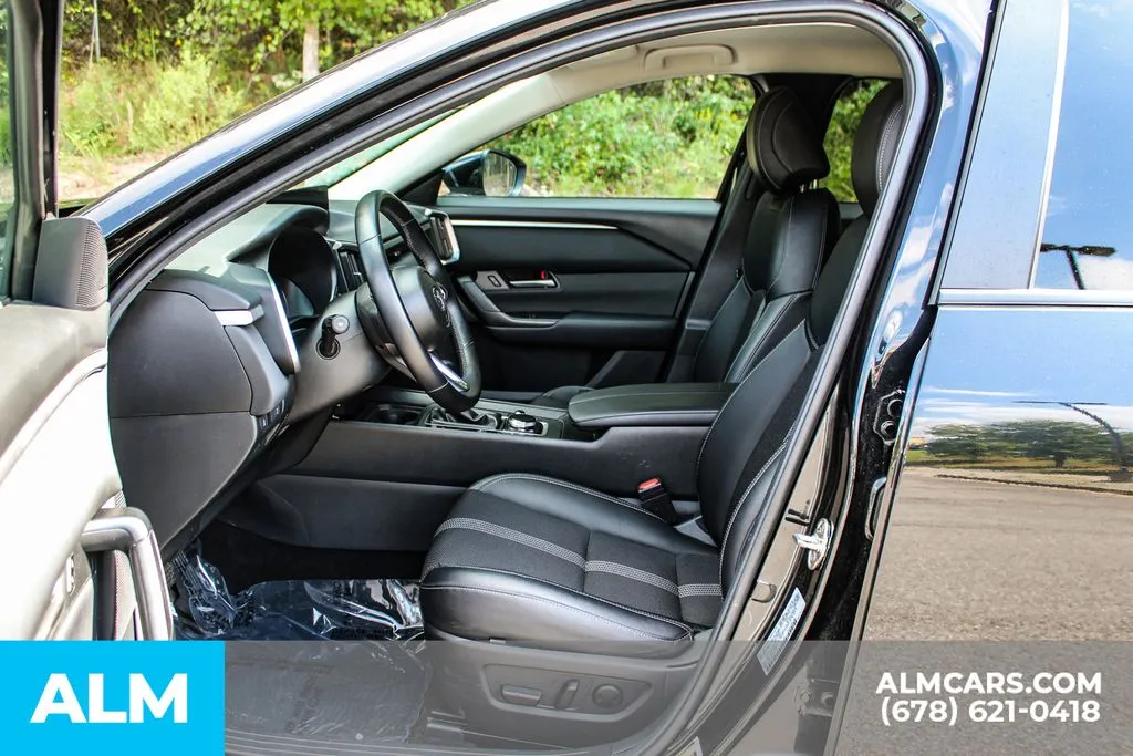 Mazda CX-50 photo 16