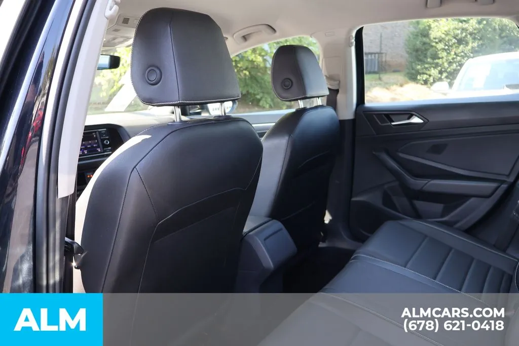 Volkswagen Jetta photo 18