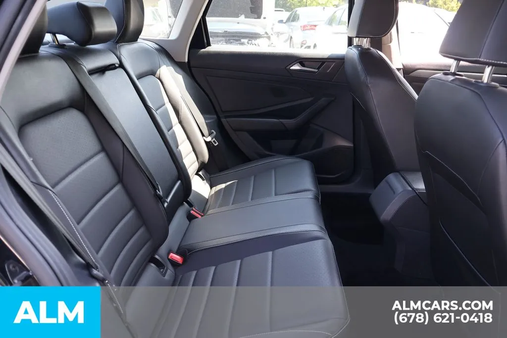 Volkswagen Jetta photo 22