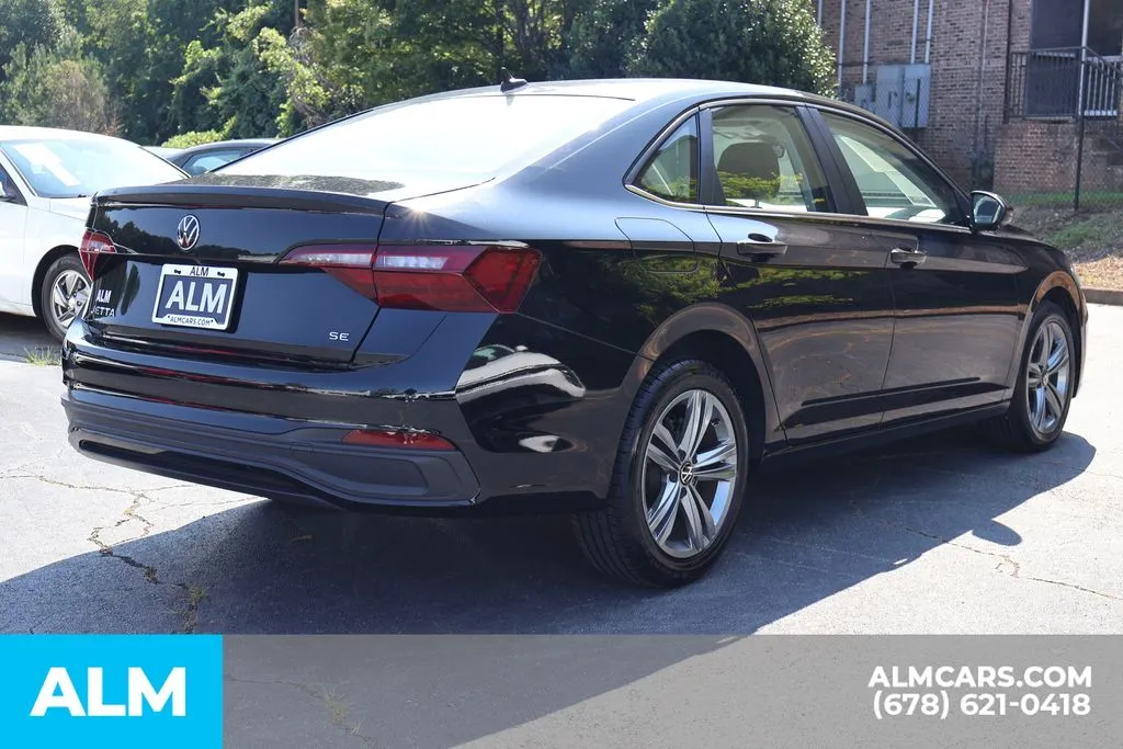 Volkswagen Jetta photo 5