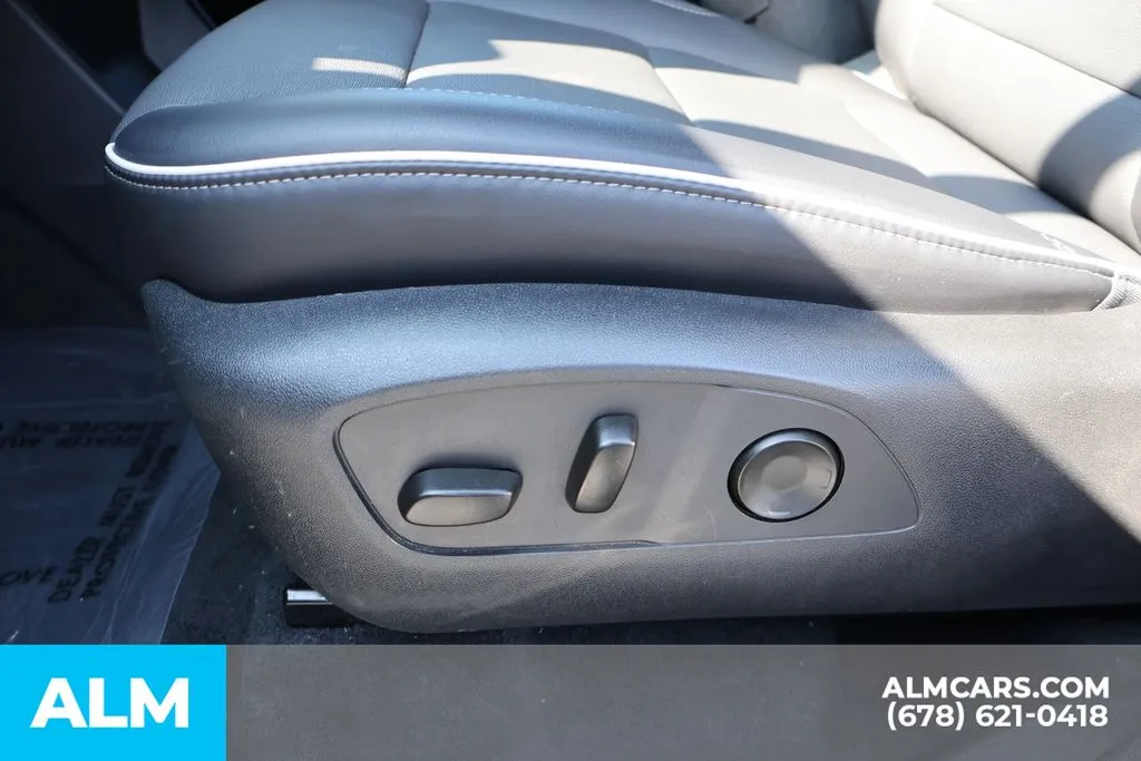 Buick Enclave photo 15