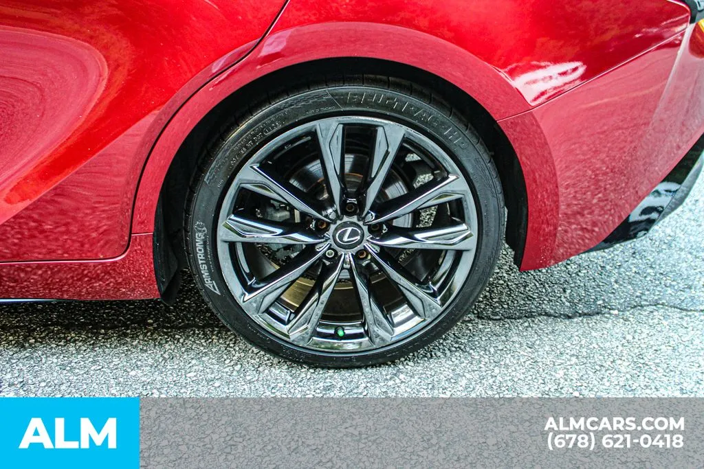 Lexus IS photo 15
