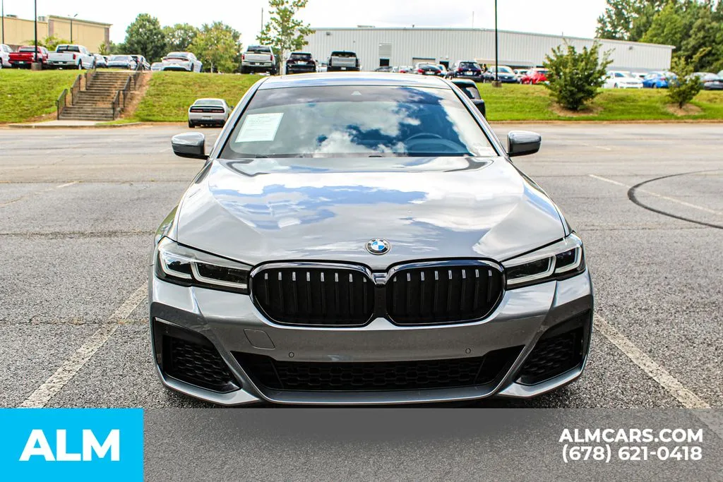 BMW 5 Series photo 9