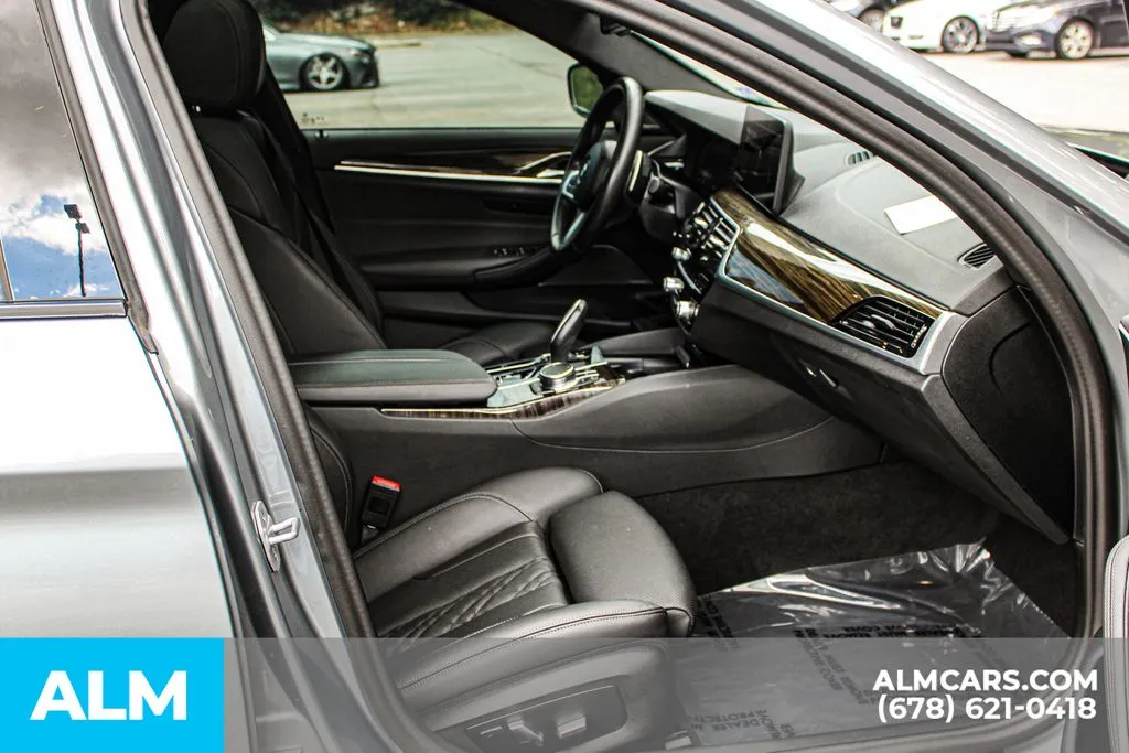 BMW 5 Series photo 20