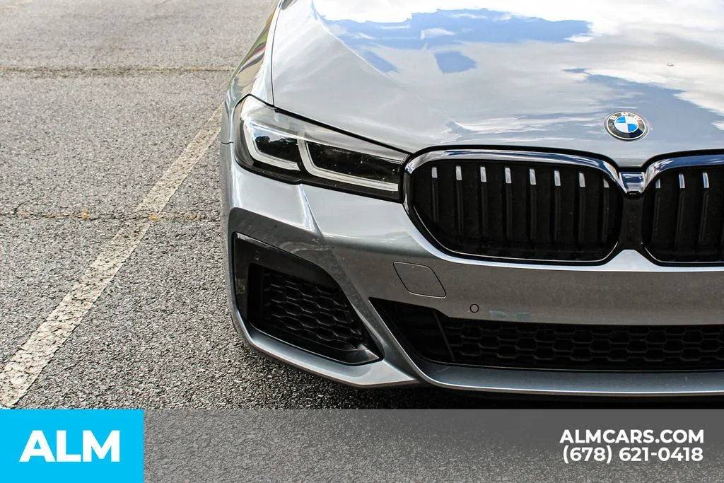 BMW 5 Series photo 11