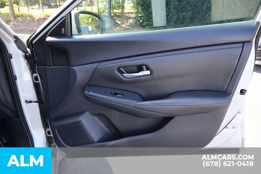 Nissan Sentra photo 27