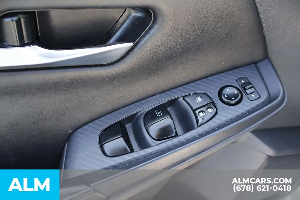 Nissan Sentra photo 15