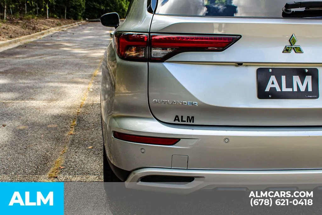 Mitsubishi Outlander photo 12