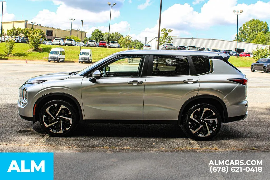 Mitsubishi Outlander photo 6