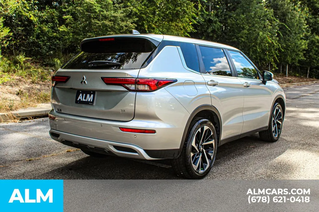 Mitsubishi Outlander photo 5