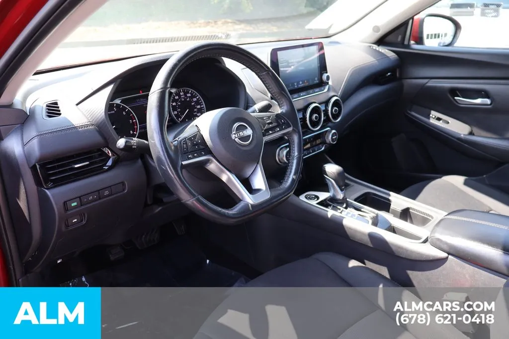 Nissan Sentra photo 9
