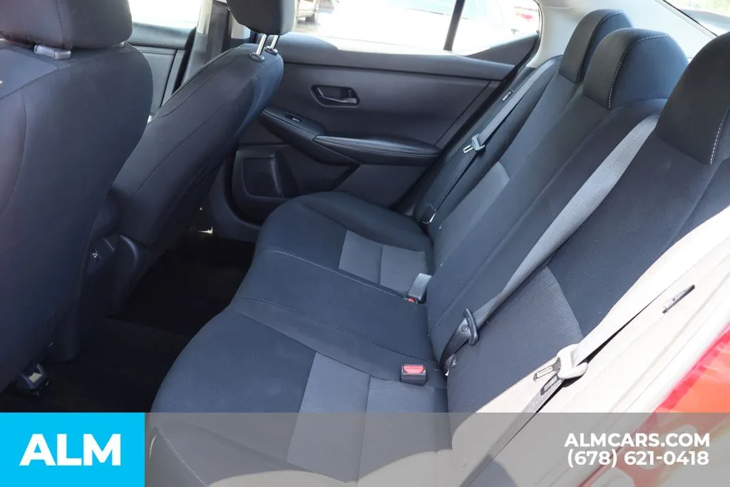 Nissan Sentra photo 17