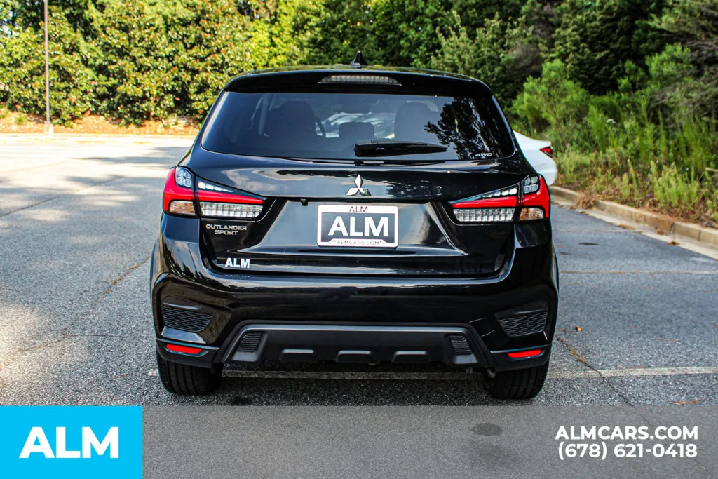 Mitsubishi Outlander Sport photo 8