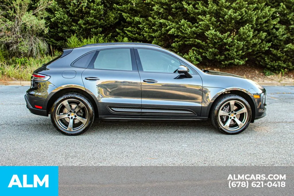 Porsche Macan photo 8