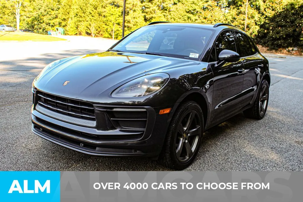 Porsche Macan photo 2