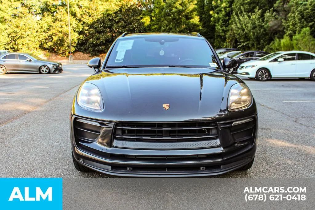 Porsche Macan photo 9