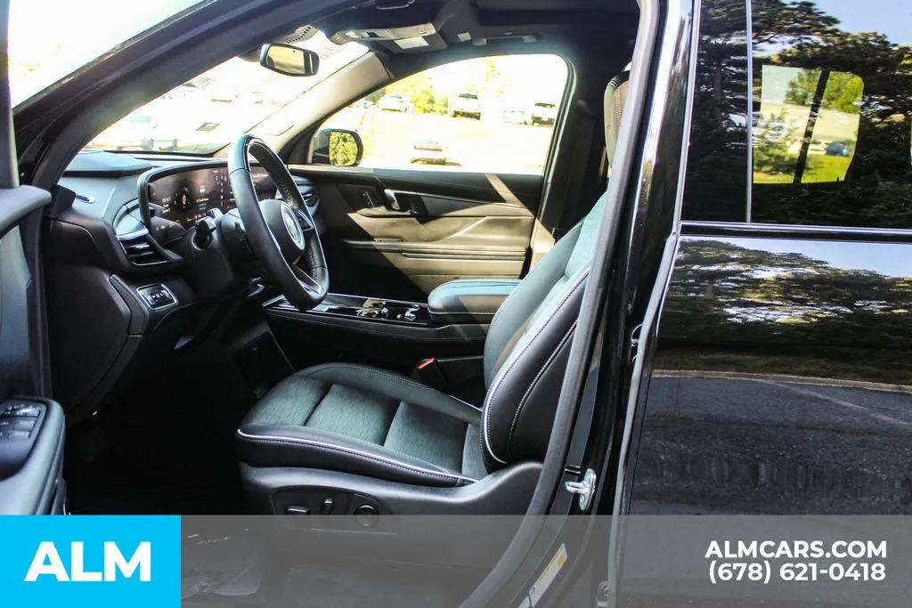 Buick Enclave photo 16