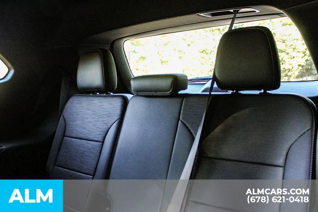 Buick Enclave photo 18