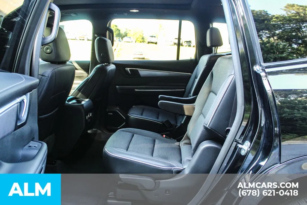 Buick Enclave photo 17
