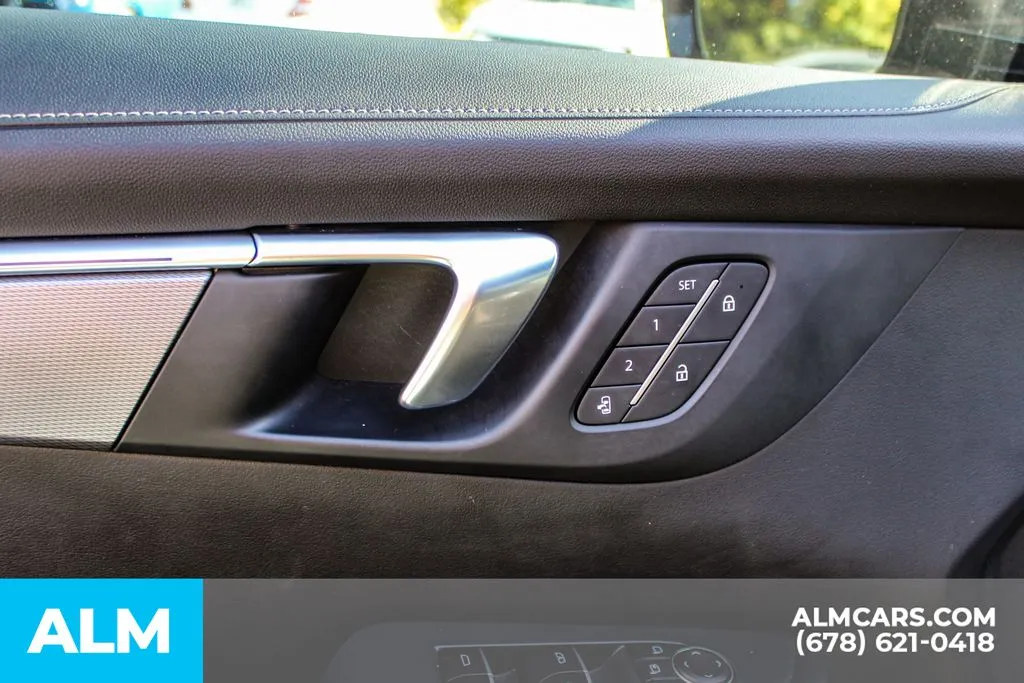 Buick Enclave photo 36