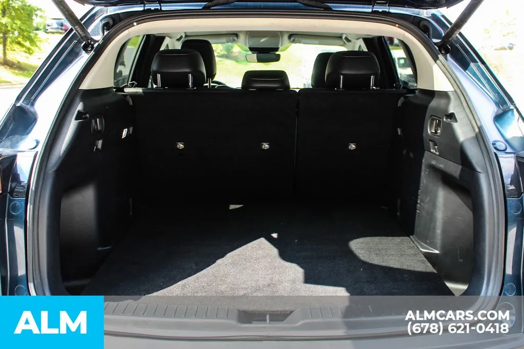 Mazda CX-50 photo 21