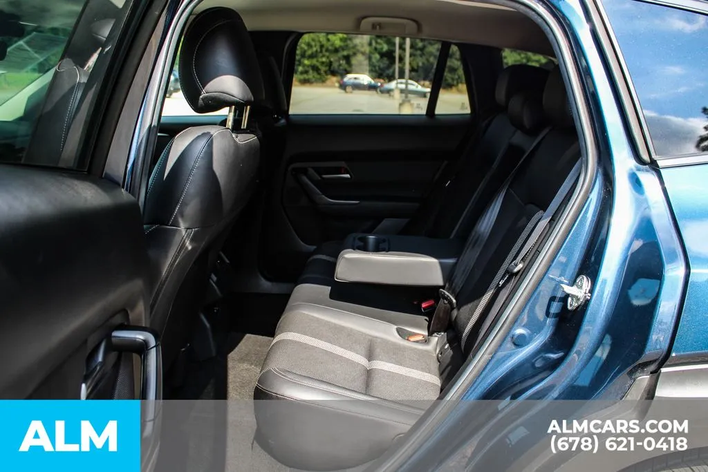 Mazda CX-50 photo 17