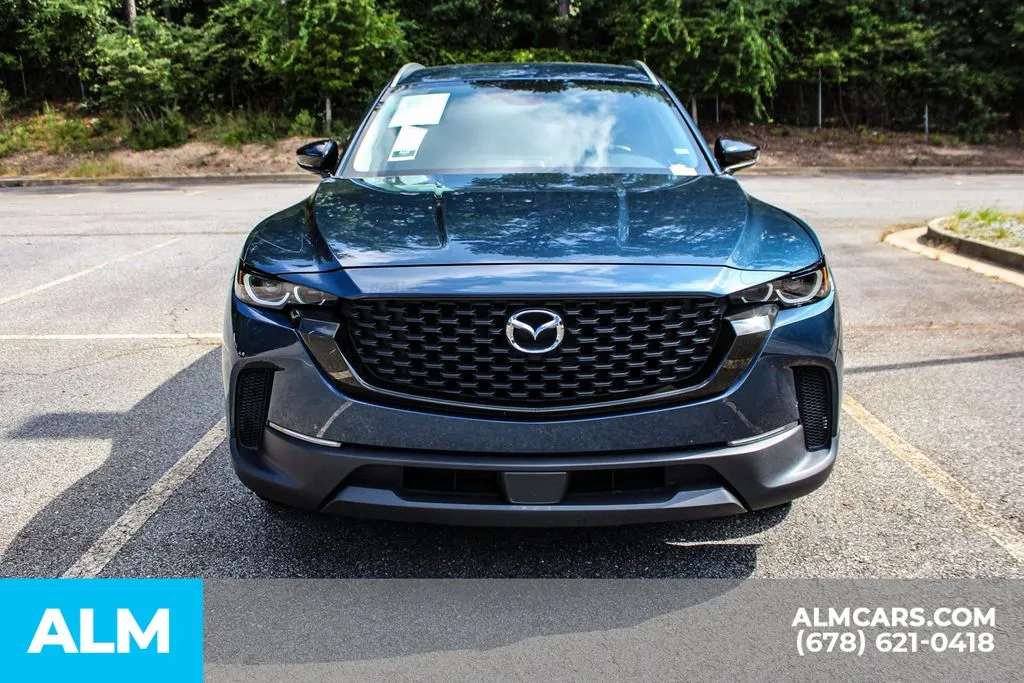 Mazda CX-50 photo 9