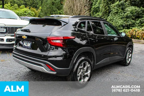 More photos of 2025 Chevrolet Trax LT at ALM Gwinnett, GA
