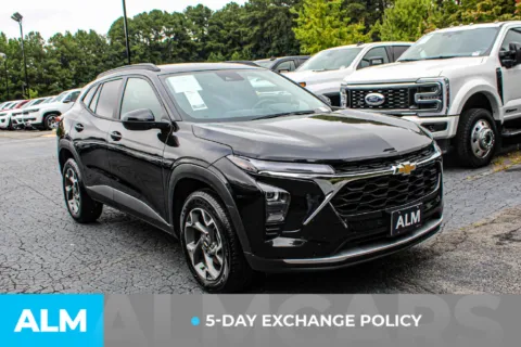 Another view of 2025 Chevrolet Trax LT for sale in Duluth, GA at ALM Gwinnett