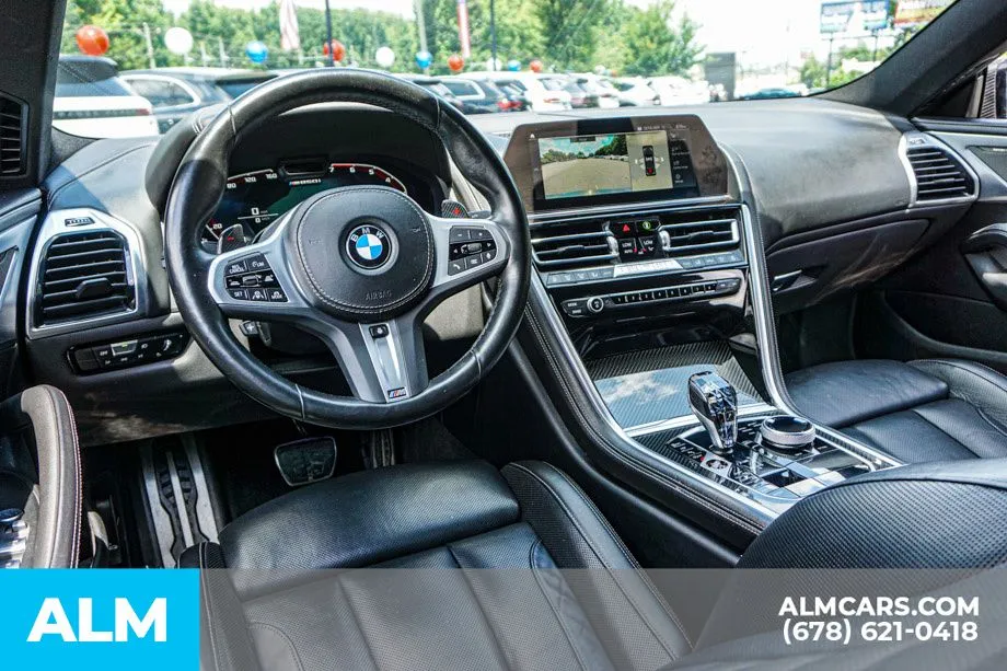 BMW 8 Series photo 26