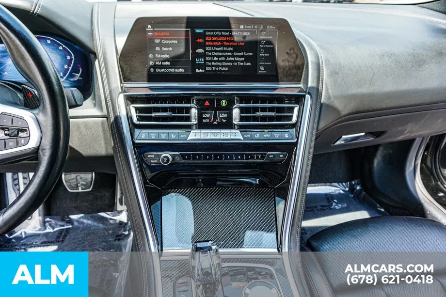 BMW 8 Series photo 38