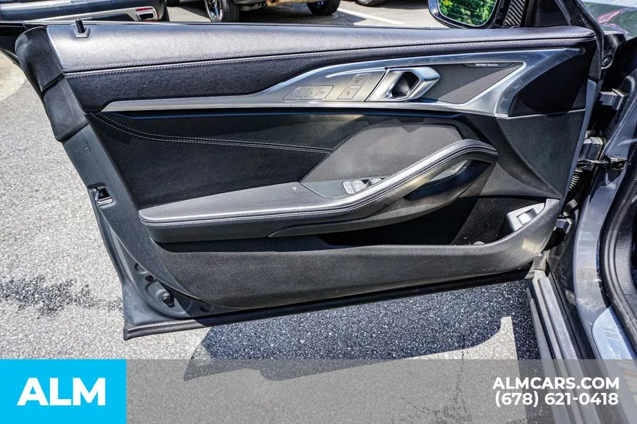 BMW 8 Series photo 47